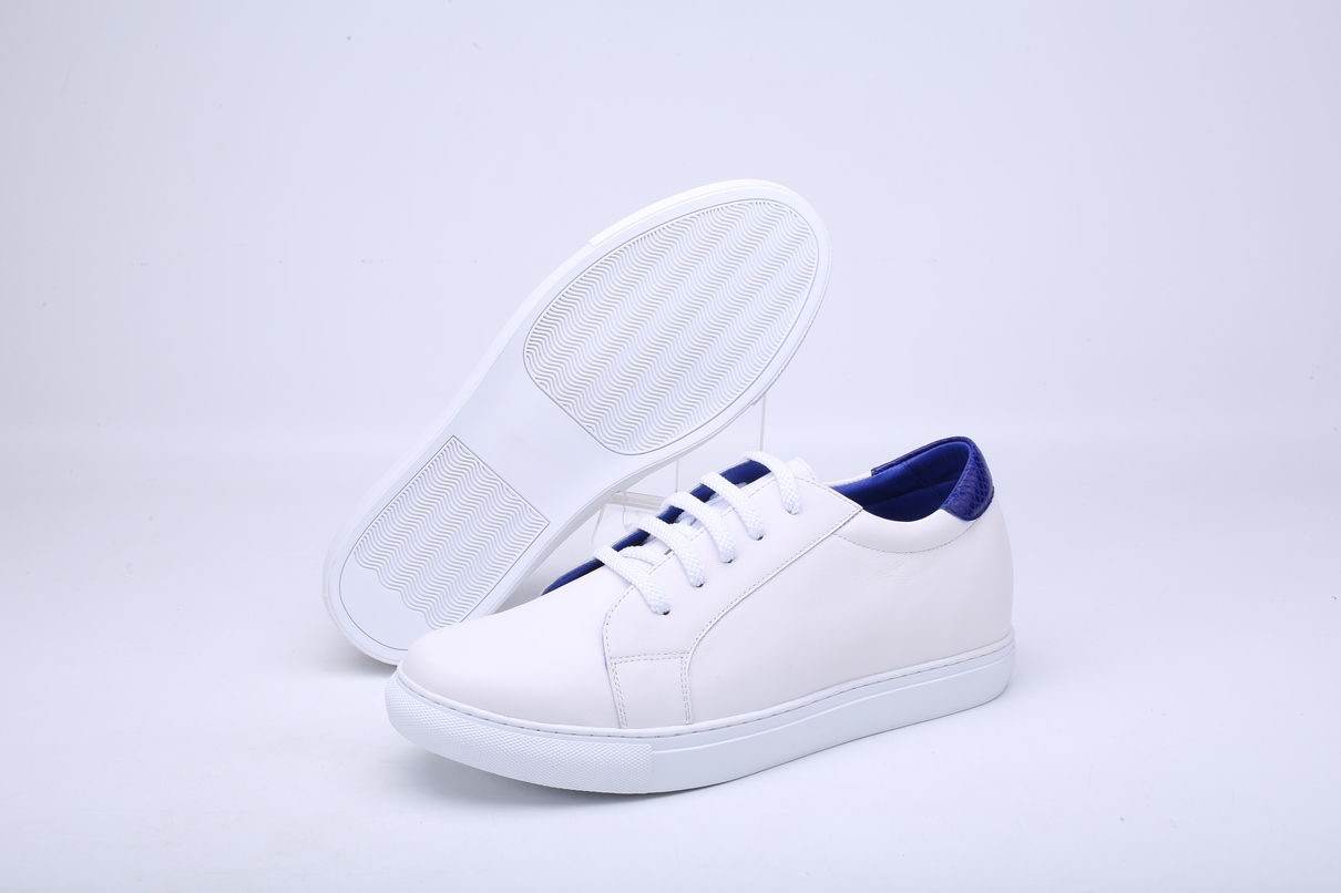 Elevator sneakers or Shoes with 6cm platform